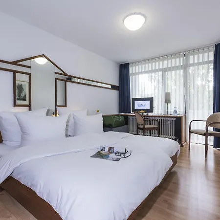 Berlin 4* Sindelfingen
