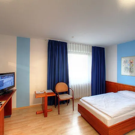 Berlin 4* 辛德尔芬根