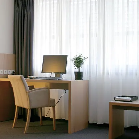 Berlin Hotel 4*